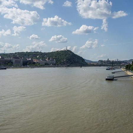 Near The River Apartment 1 Budapest Exterior photo